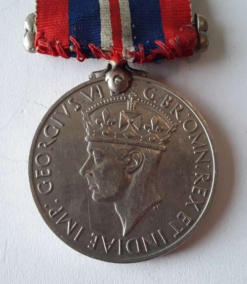 WW2 Silver Africa Service Medal + 1939-1945 Medal to B.Steinfeld (Rand Light Infantry).