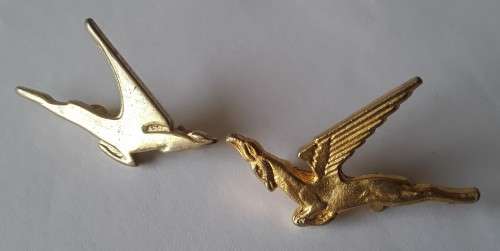Vintage `SAA` Metal Pin And Lapel Badges Plus `Luftansa` Pin Badge. (5)