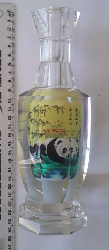 `Reserved`. Vintage Chinese Hand-Cut And Reverse-Painted Lead Crystal Vase. Signed. 22cm.