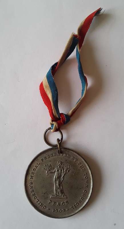 Rare Boer War 1900 `SIEGE OF BEACONSFIELD` Peace Medal.