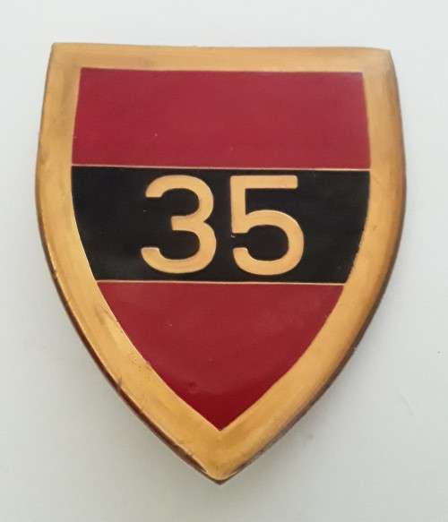 SADF 35 Engineer Support Unit Shoulder Flash (2 pins intact).
