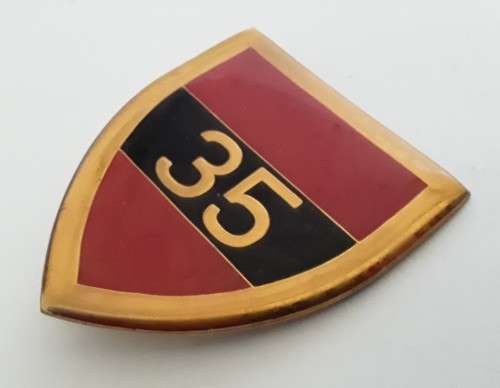 SADF 35 Engineer Support Unit Shoulder Flash (2 pins intact).