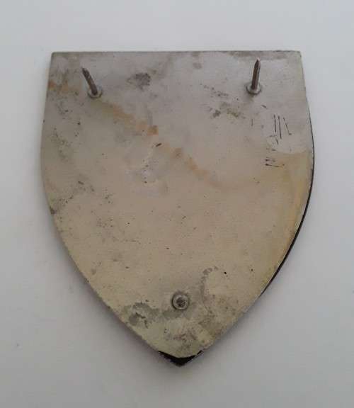 SADF South West Africa 201 Battalion Shoulder Flash (2 pins intact).