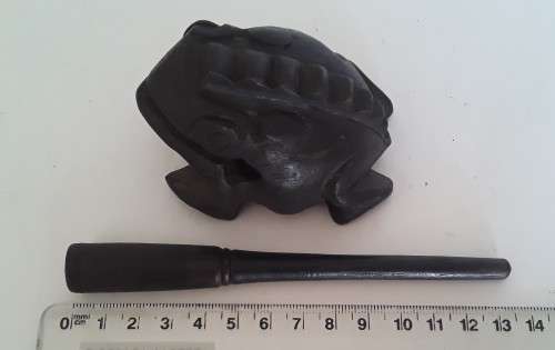 Vintage SE Asian Traditional Guiro Frog Percussion Instrument.