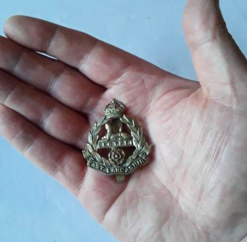 WW1 East Lancashire Regiment Cap Badge. Slide intact.