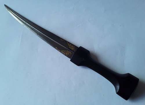Antique Indo-Persian `Kanjhar` Dagger With Gilded Blade.