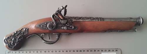 Vintage Replica 1820`s Flintlock Dueling Pistol.
