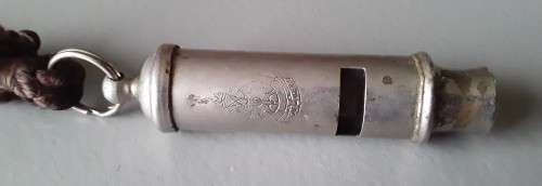 Vintage Voortrekker `Hou Koers` Whistle.