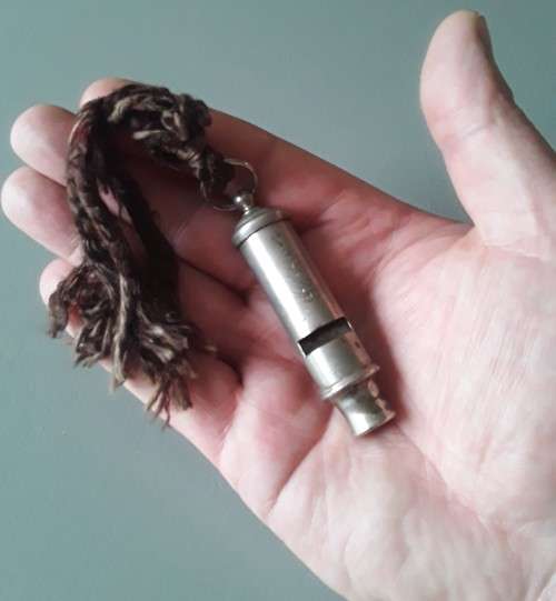 Vintage Voortrekker `Hou Koers` Whistle.