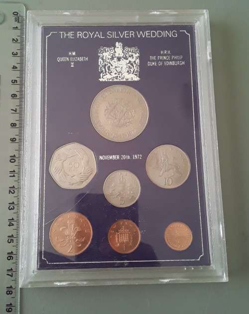 Vintage 1972 `The Royal Silver Wedding` Coin Set in Perspex Case.