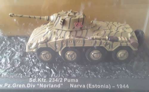 Boxed Deagostini Sd.Kfz.234/2 Puma 11.SS-Fw.Pz.Gren.Div `Norland` Narva (Estonia) - 1944 Scale 1:72
