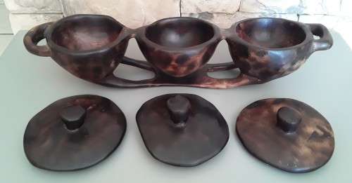 Large vintage African Hand Carved 3-bowl Centre Piece With Lids.