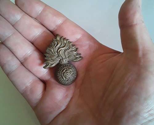 Royal Fusiliers City of London Regiment Cap Badge. No slide.