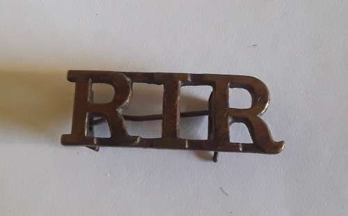 Boer War / WW1 Royal Irish Rifles Brass Shoulder Title.  Lugs Intact.