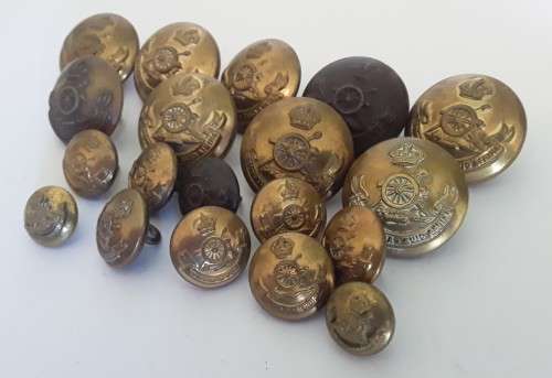 Set Of 19 WW2 South African Artillery Buttons. (Set 2 of 2).