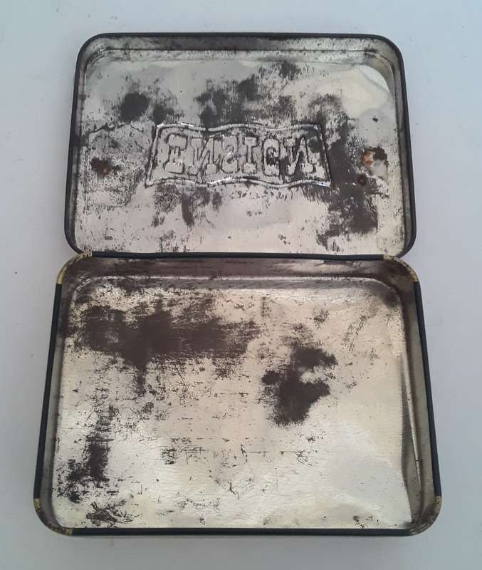 Vintage `Ensign Navy Cut` Tin. Manufactured In Rustenburg, SA.
