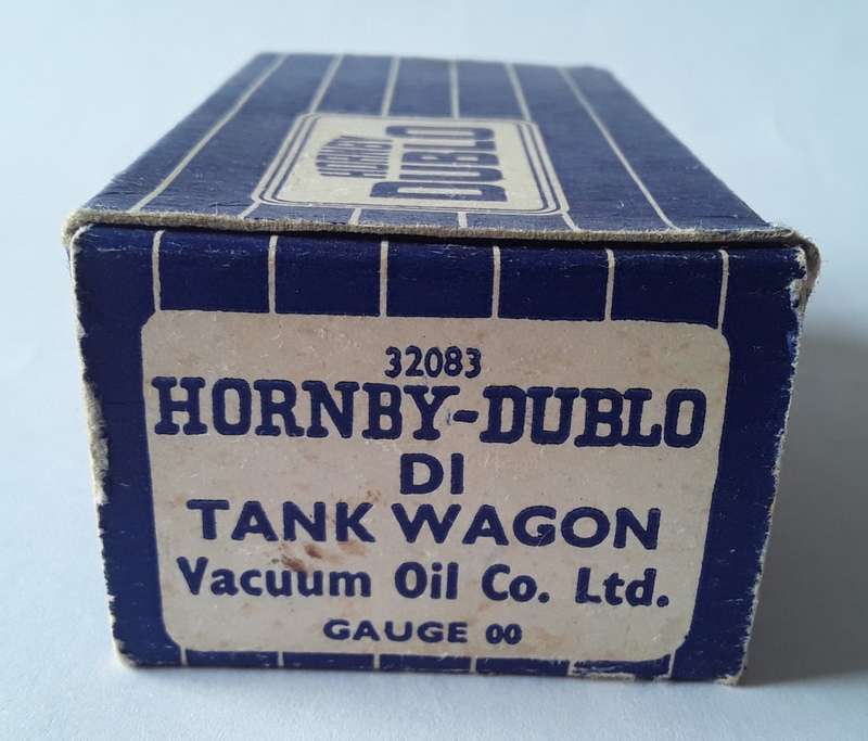Hornby Dublo `Mobil Vacuum` Tank Wagon. No : 32083. Mint in box.