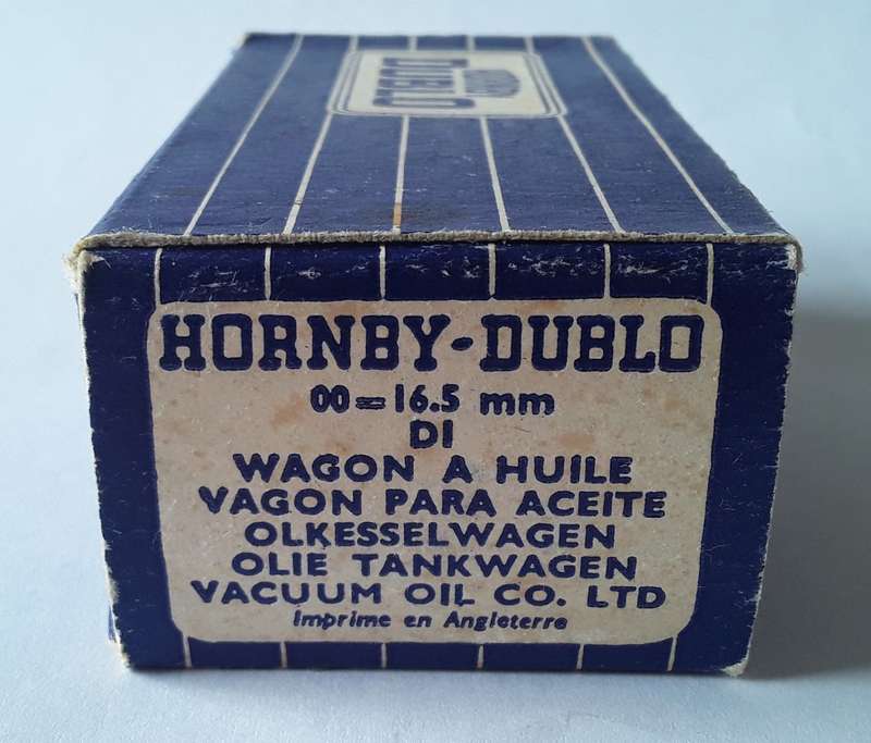 Hornby Dublo `Mobil Vacuum` Tank Wagon. No : 32083. Mint in box.