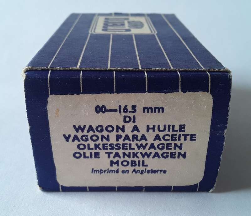 Hornby Dublo Mobil Oil Tank Wagon. Pegasus. No : 32084. Mint in box.