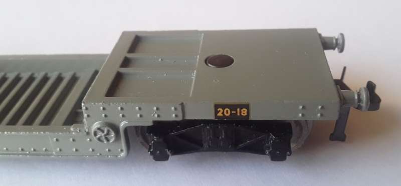 Hornby Dublo 40-Ton Bogie Well-Wagon, BR No : 32053. Mint in box.