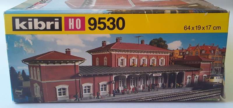 Kibri `Feldafing Station` Kit. HO Scale. No : 9530. 64 x 19 x 17cm. Mint in box.