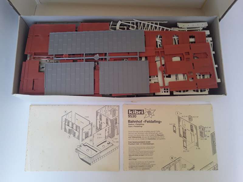 Kibri `Feldafing Station` Kit. HO Scale. No : 9530. 64 x 19 x 17cm. Mint in box.