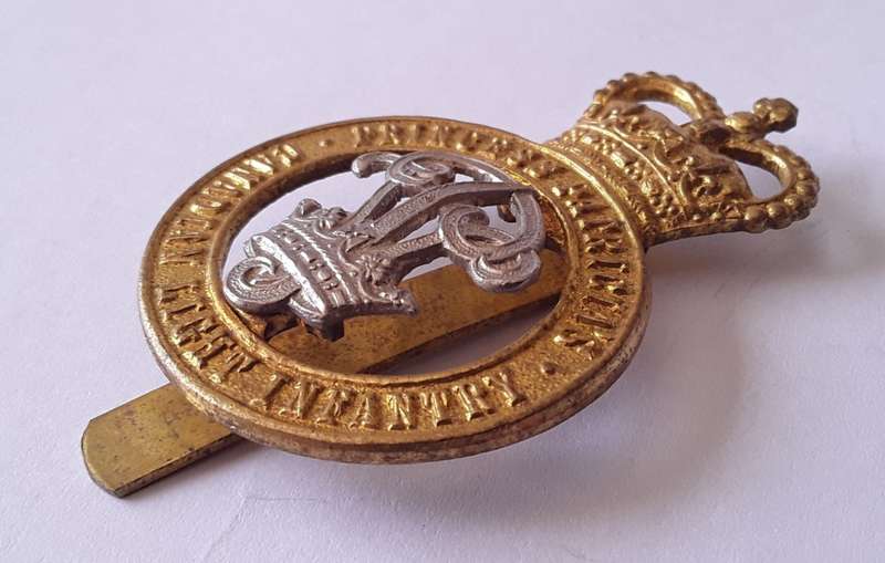 Princess Patricia`s Canadian Light Infantry Cap Badge. Slide Intact.