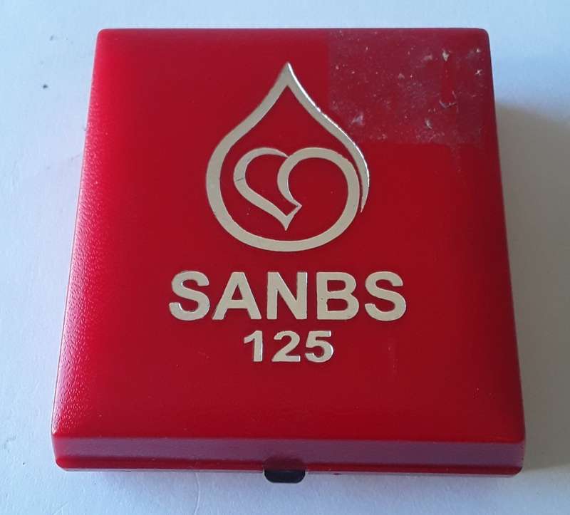 SANBS `Anthon Heyns` 125 Blood Donations Award Medal. Cased.