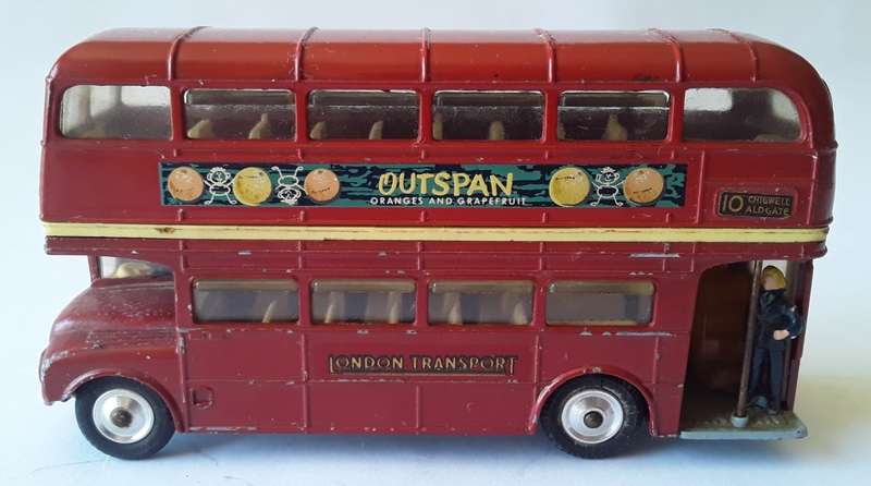 Vintage Corgi Toys Die Cast London Transport Routemaster `Outspan Oranges`. No : 468.