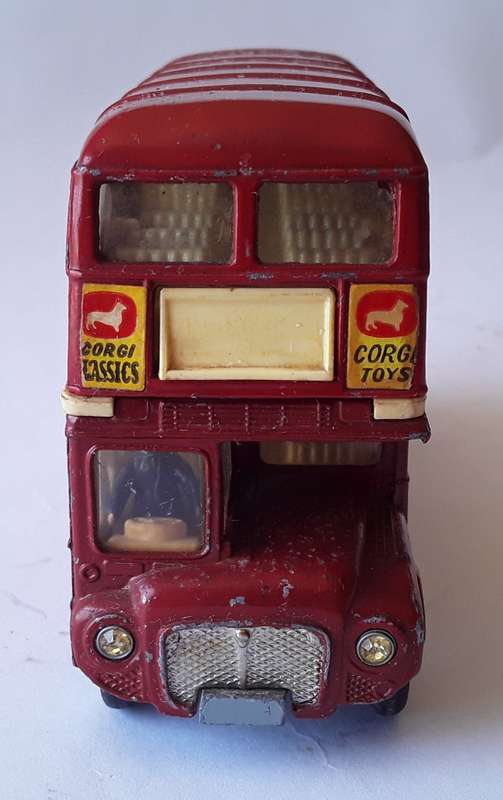 Vintage Corgi Toys Die Cast London Transport Routemaster `Outspan Oranges`. No : 468.