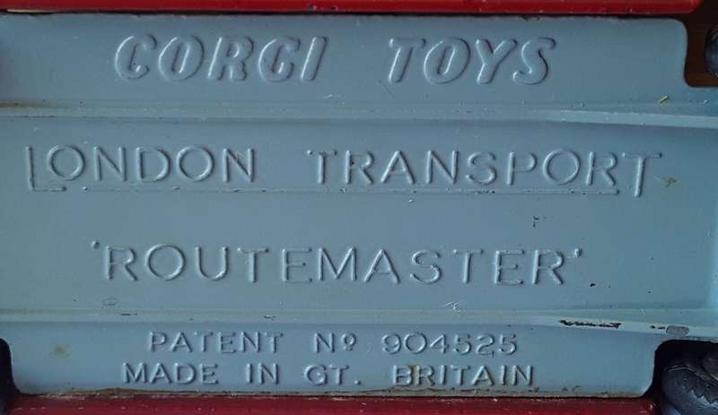 Vintage Corgi Toys Die Cast London Transport Routemaster `Outspan Oranges`. No : 468.