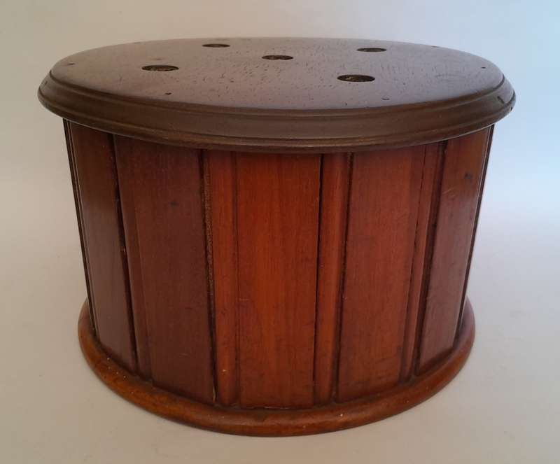 Antique Foot Warmer (Voetstofie) With Copper And Brass Coal Scoop.