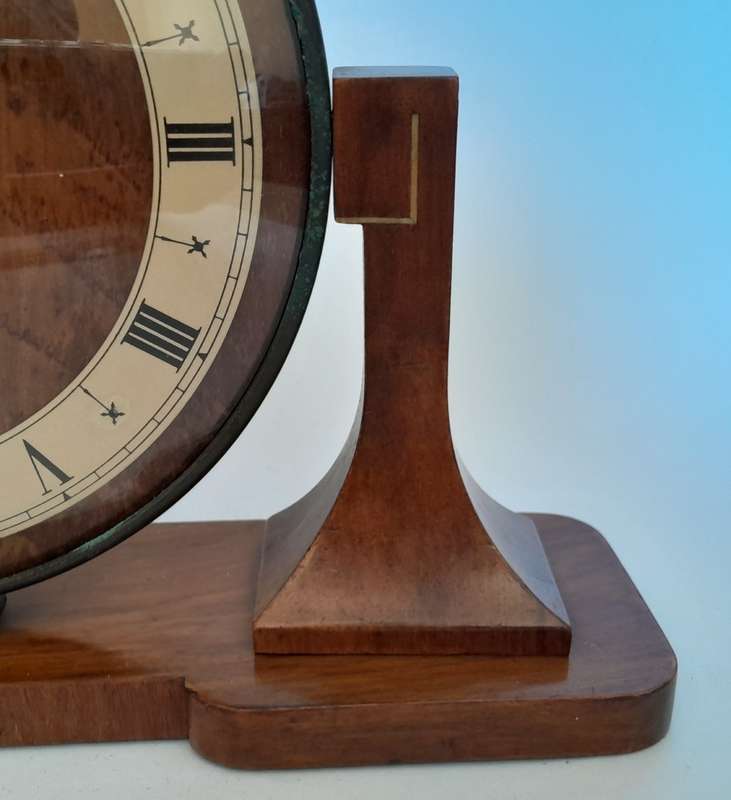 1940`s Smith Sectric Mantel Clock With Quartz Movement. See Description.