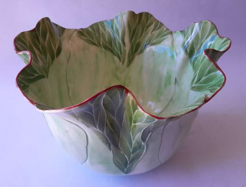 `Mustardseed & Moonshine Originals` Art Studio `Lettuce` Ceramic Bowl. Diam : 26 cm.