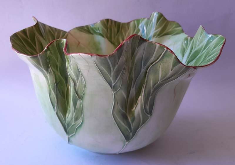 `Mustardseed & Moonshine Originals` Art Studio `Lettuce` Ceramic Bowl. Diam : 26 cm.