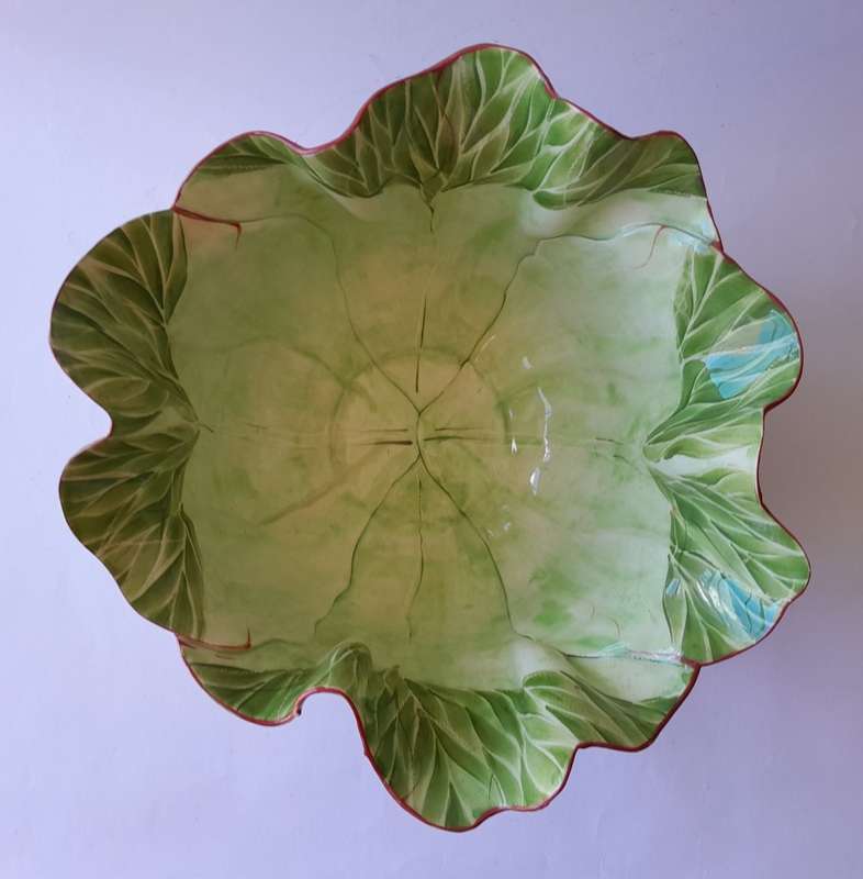 `Mustardseed & Moonshine Originals` Art Studio `Lettuce` Ceramic Bowl. Diam : 26 cm.