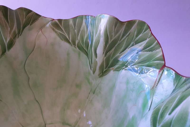 `Mustardseed & Moonshine Originals` Art Studio `Lettuce` Ceramic Bowl. Diam : 26 cm.