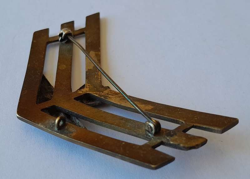 WW2 SA Airforce Sergeant`s Brass Stripes. Eagle and Crown Insignia.