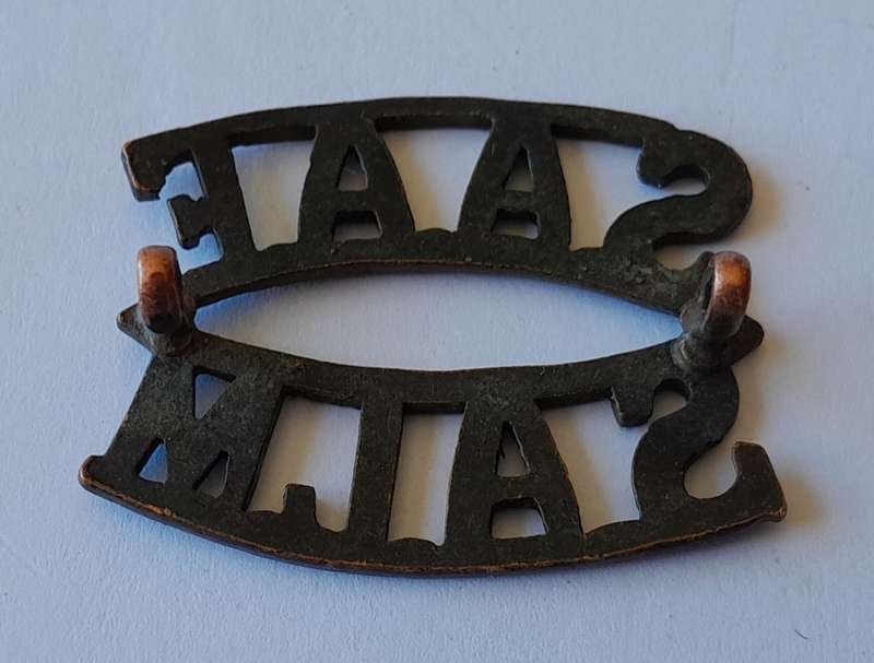 WW2 SA Airforce / SA Lugmag Shoulder Title Badge (Dark Bronze).