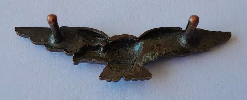 WW2 SA Airforce Eagle Badge. Compressed Lugs.