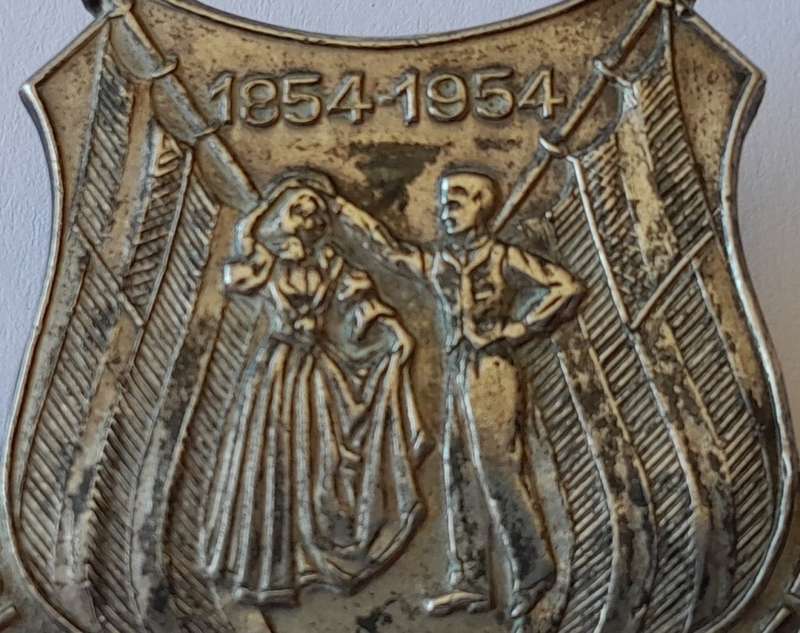 Solid Sterling Silver `1854-1954, Volkspele, O.V.S.-Eeufees` Badge.