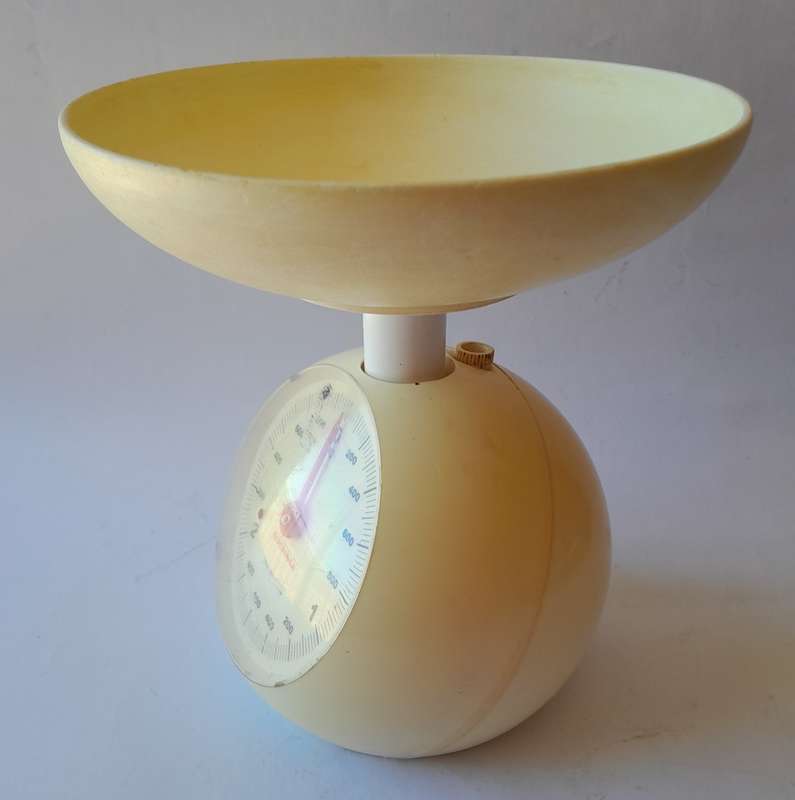 Vintage 1970`s Soehnle (West Germany) Kitchen Scale. Working.