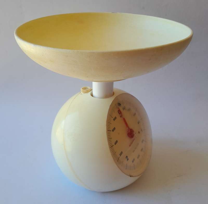 Vintage 1970`s Soehnle (West Germany) Kitchen Scale. Working.
