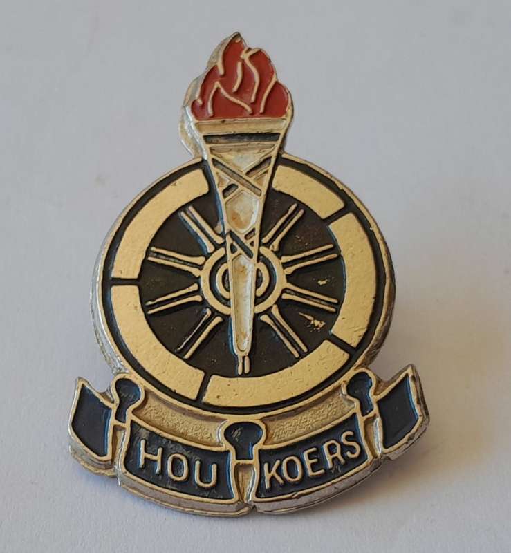 Vintage Metal And Enamel Voortrekker `Hou Koers` Badge. Larger Type.  Lugs Intact.