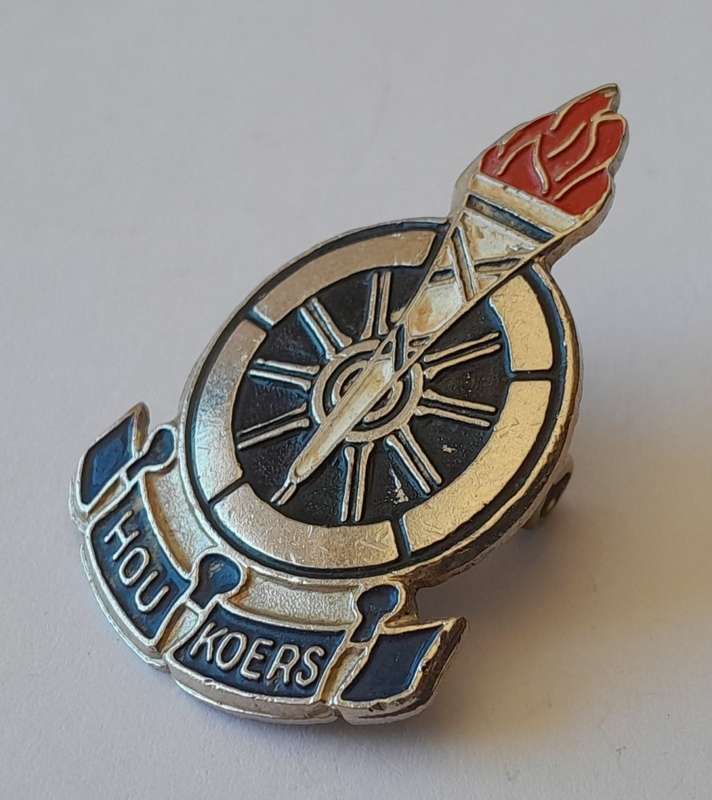Vintage Metal And Enamel Voortrekker `Hou Koers` Badge. Larger Type.  Lugs Intact.