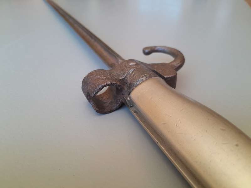 Original French WWI Lebel M1886 Nickel Handle Cruciform Épée Bayonet (First Pattern).