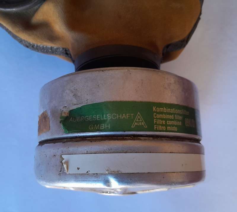 1950`s German Auer 744 Vollmaske Gas Mask With Original Filter.