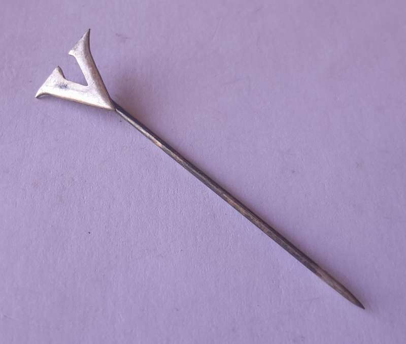 WW2 Sterling Silver `V` for Victory Pin.