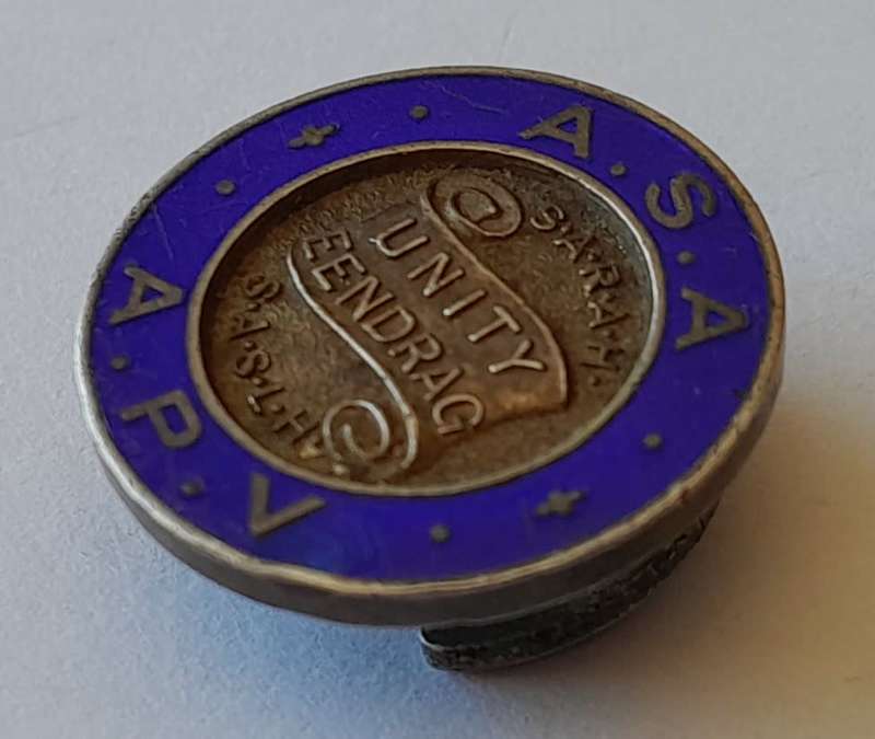 Solid Silver SA Railways And Harbours `A.S.A. / A.P.V.` Unity Badge.