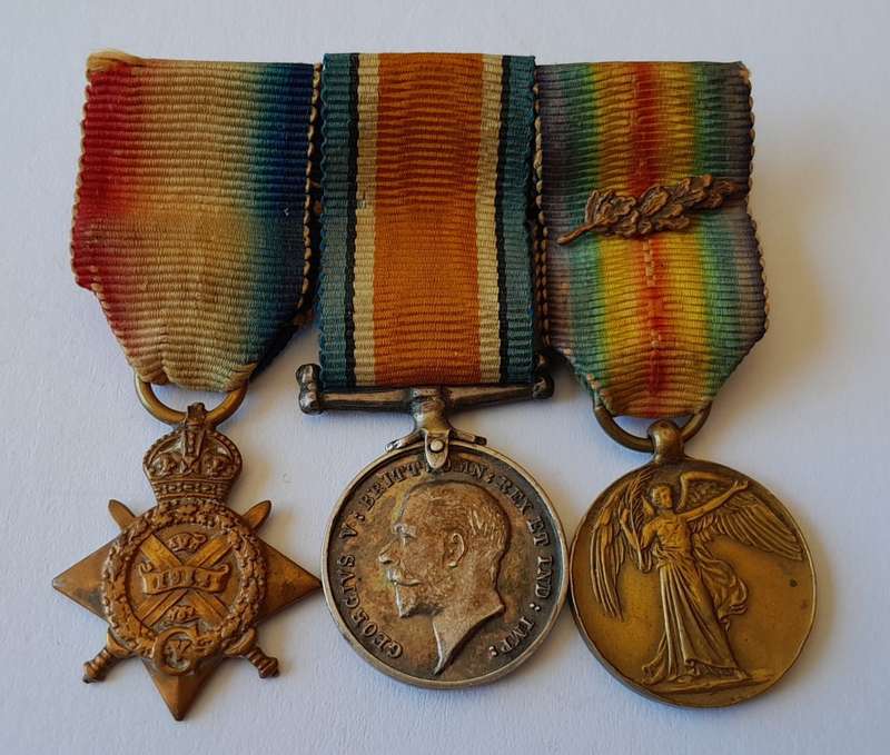 WW1 Miniature Medal Group with MiD Oak Leaf Clasp. Pin Intact.